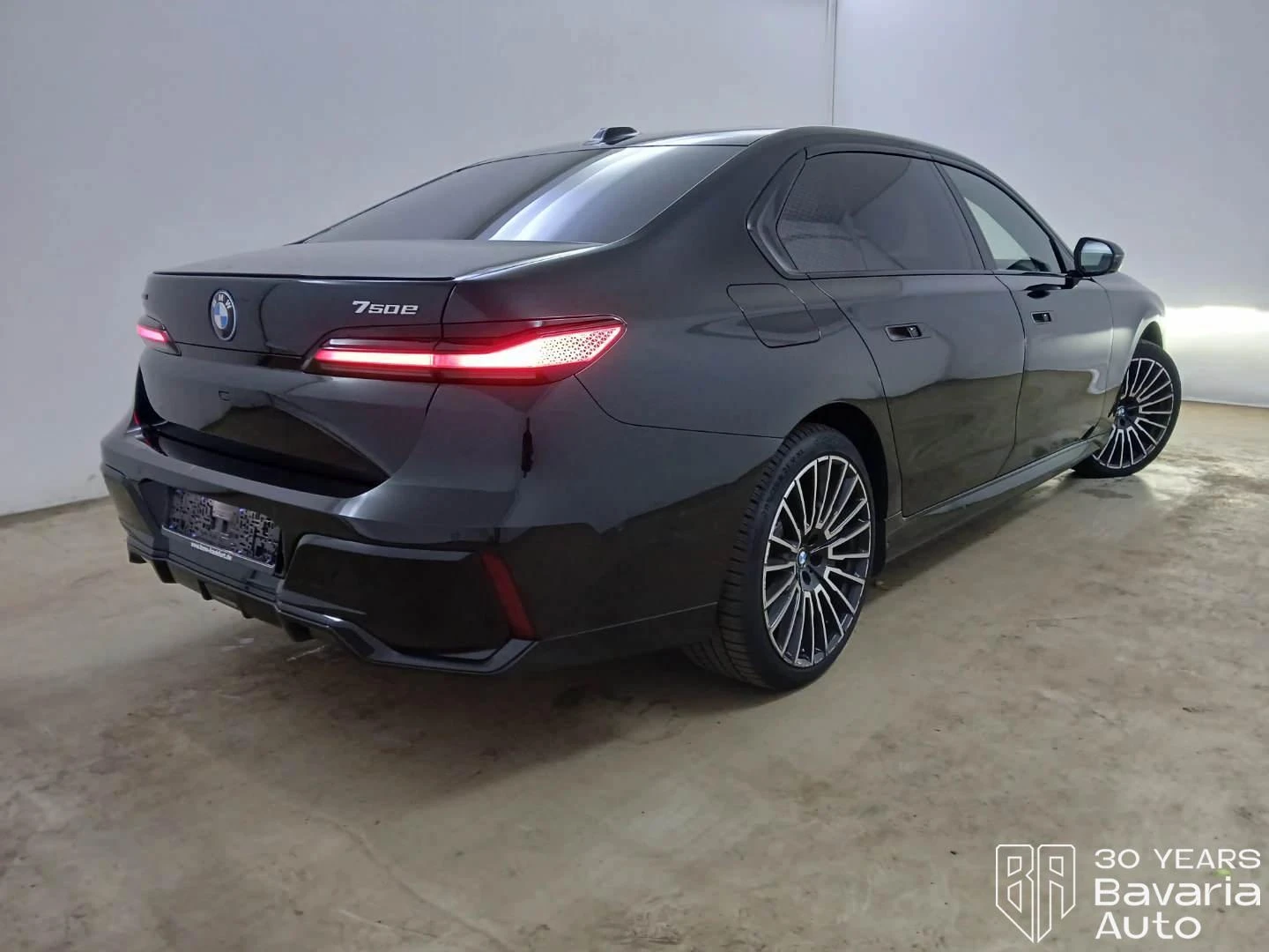 BMW 750 e xDrive M Sport PRO Sportautomatic | Mobile.bg � ����������� 3