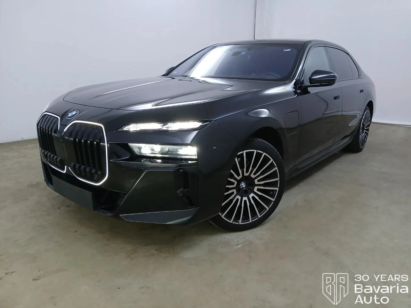 BMW 750 e xDrive M Sport PRO Sportautomatic | Mobile.bg � ����������� 1