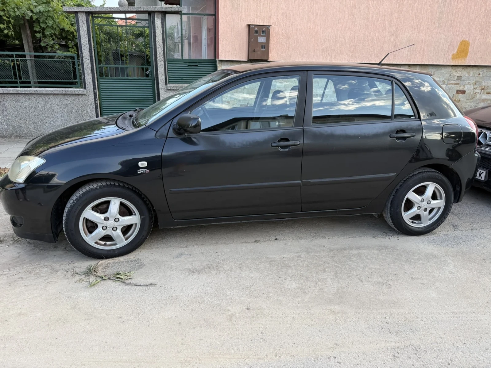 Toyota Corolla D4D, снимка 3 - Автомобили и джипове - 55409002