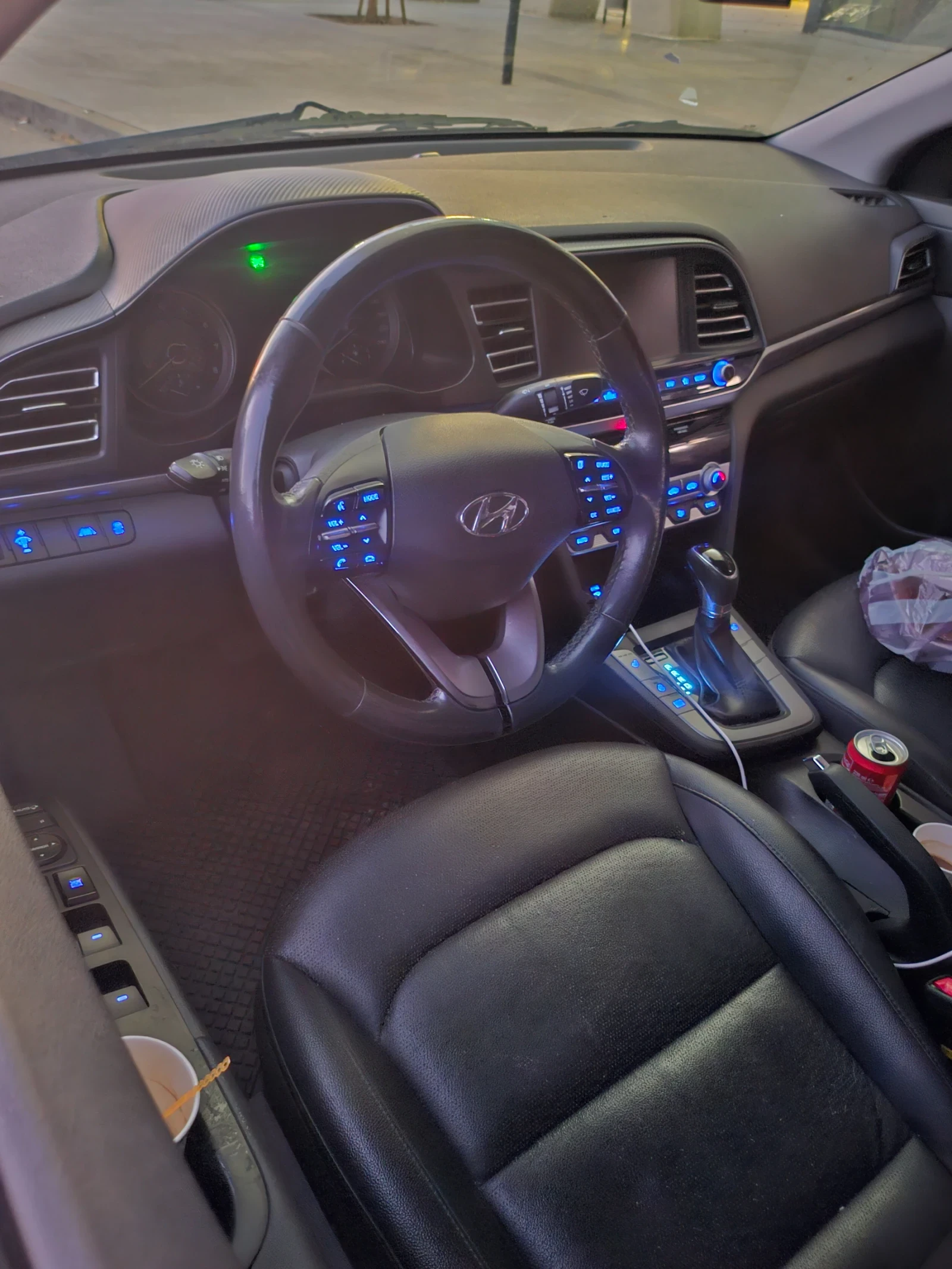 Hyundai Elantra 1.6 ГАЗ ТЕЧНА ФАЗА, снимка 6 - Автомобили и джипове - 55565171