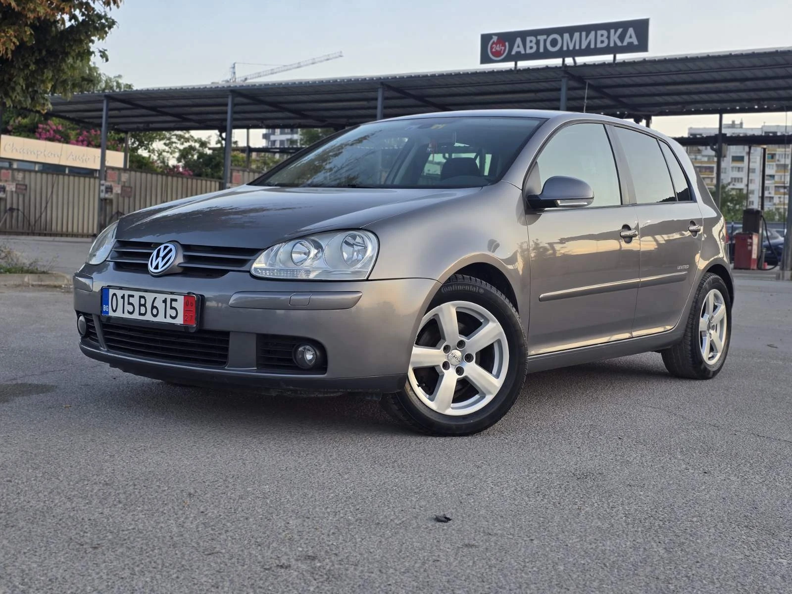 VW Golf ПАРКТРОНИК/1.6i /102к.с.