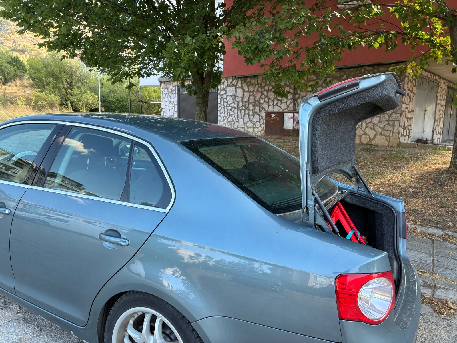 VW Jetta, снимка 7 - Автомобили и джипове - 55671092