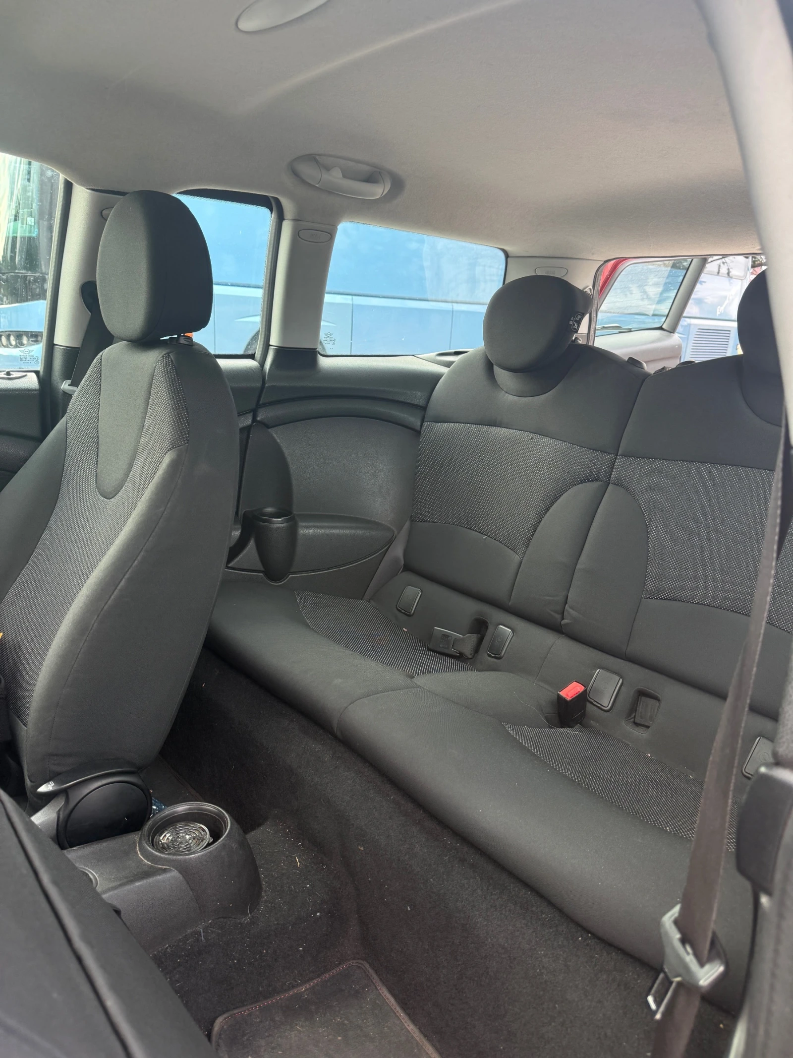Mini Clubman D, снимка 12 - Автомобили и джипове - 56120817