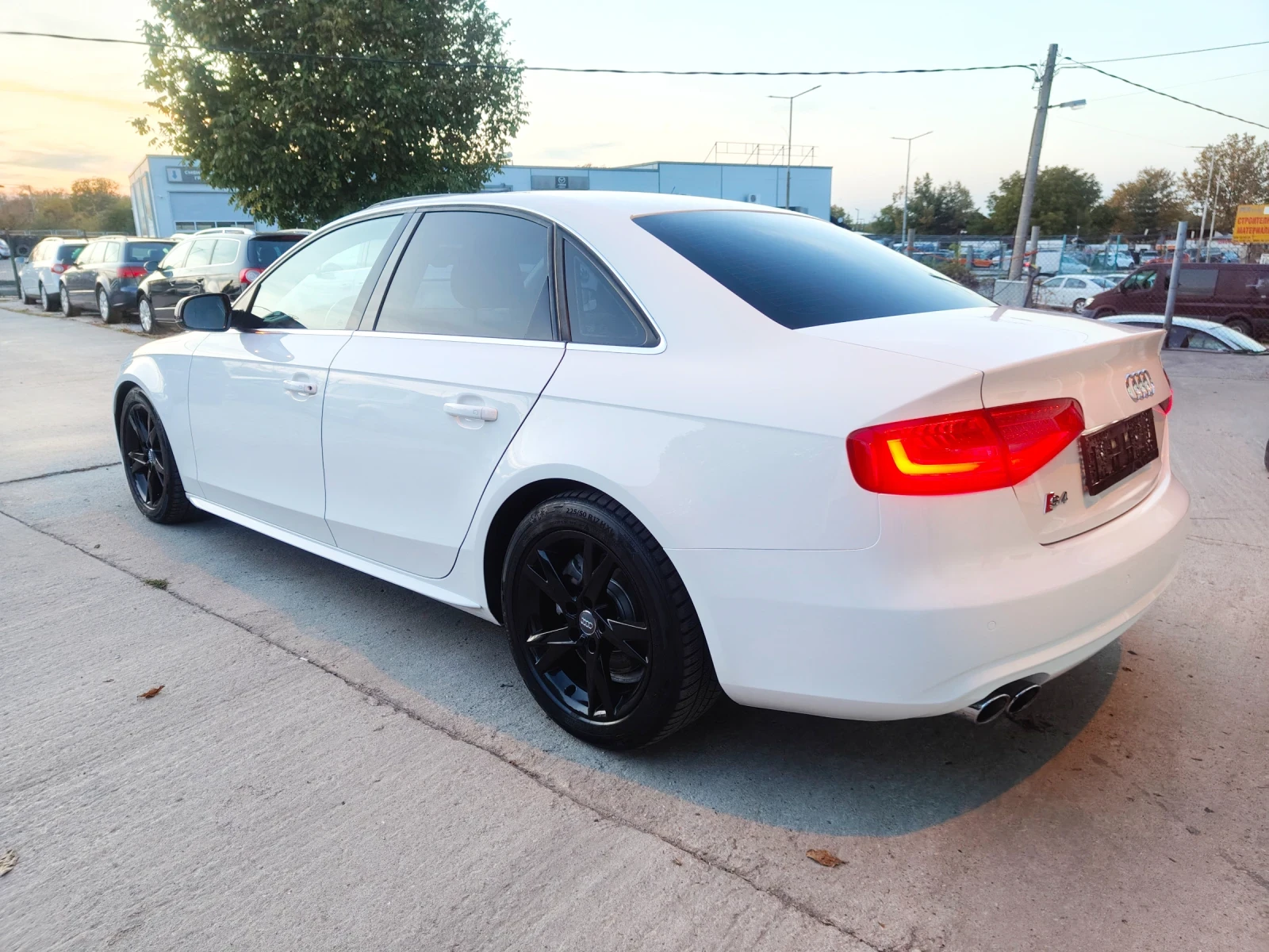 Audi A4 2.0tdi 143ps, снимка 7 - Автомобили и джипове - 56601295