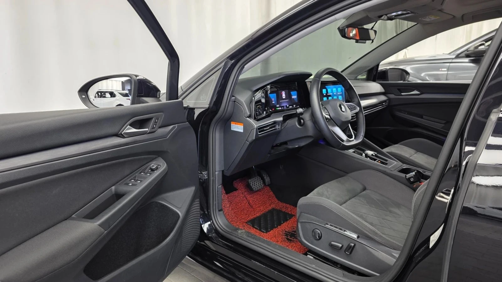 VW Golf, снимка 8 - Автомобили и джипове - 56689537