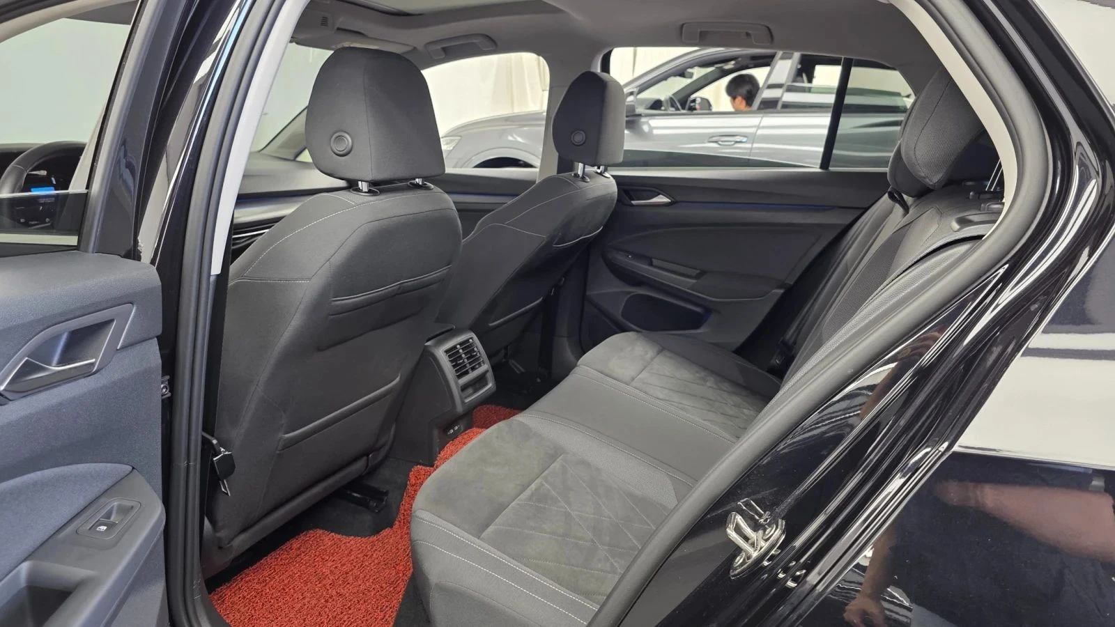 VW Golf, снимка 9 - Автомобили и джипове - 56689537