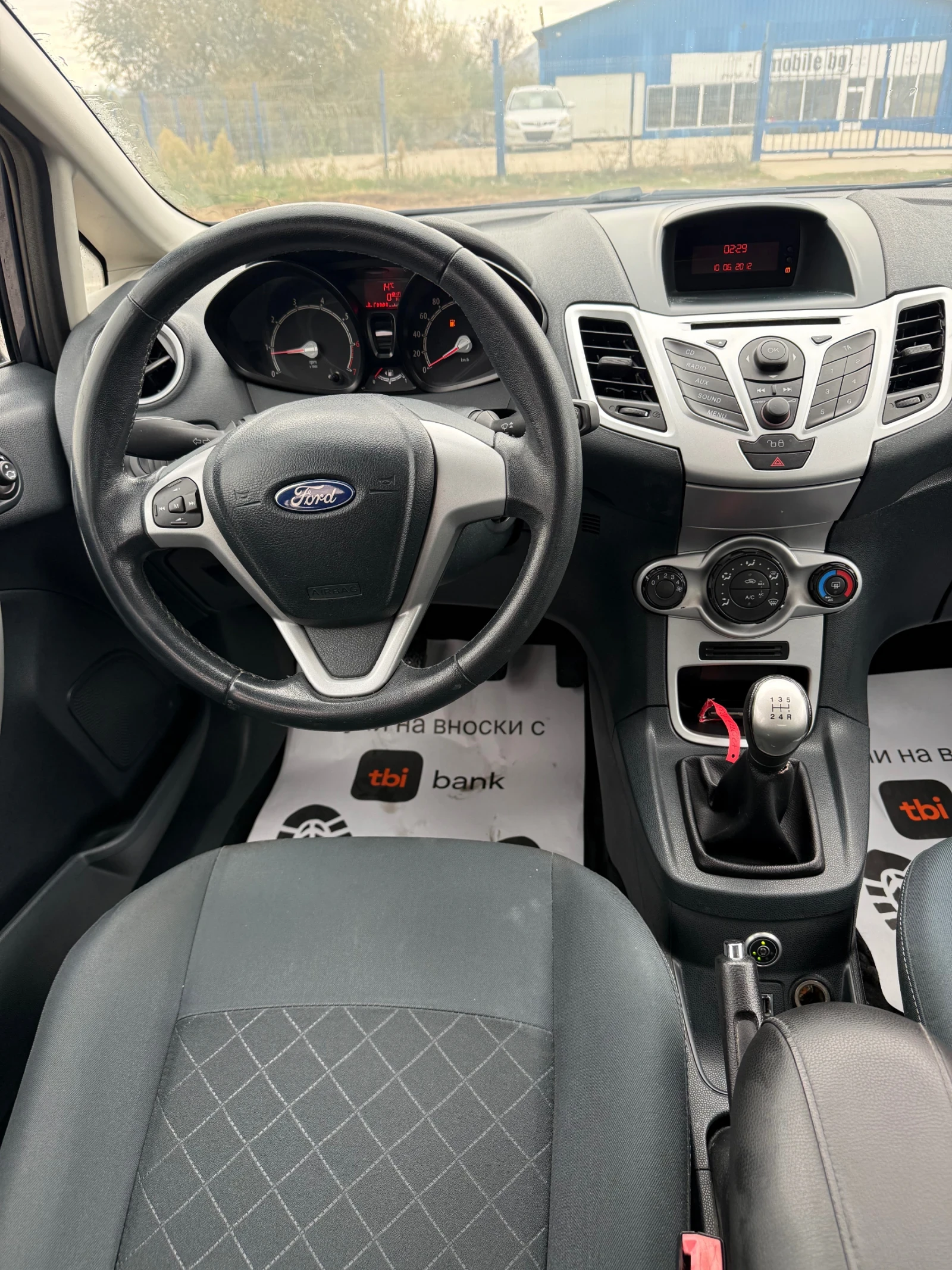 Ford Fiesta 1.4i* ГАЗ-BRC* ЛИЗИНГ, снимка 9 - Автомобили и джипове - 56733493