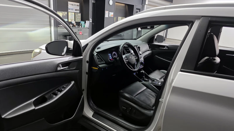 Hyundai Tucson 2.0 2WD MODERN autogeorge.com, снимка 9 - Автомобили и джипове - 51903367
