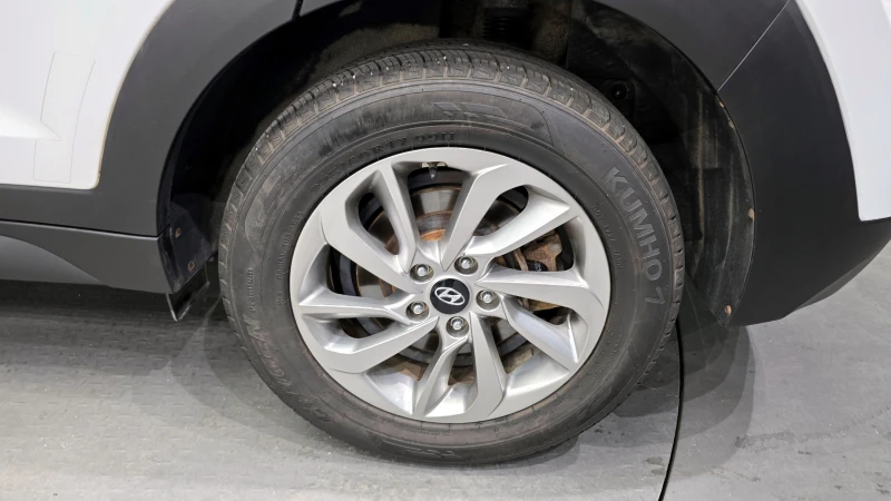 Hyundai Tucson 2.0 2WD MODERN autogeorge.com, снимка 5 - Автомобили и джипове - 51903367