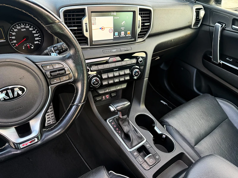 Kia Sportage GT-Line-4x4-Distronik-Panorama-Led-Bixenon-НОВА !!, снимка 12 - Автомобили и джипове - 52460147