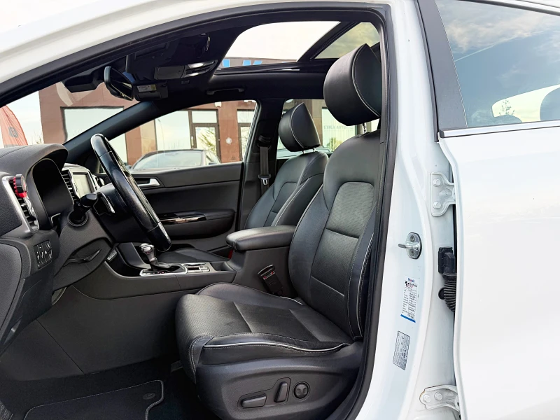 Kia Sportage GT-Line-4x4-Distronik-Panorama-Led-Bixenon-НОВА !!, снимка 9 - Автомобили и джипове - 52460147