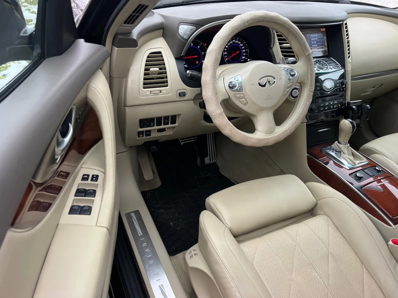 Infiniti Fx 30 ds PREMIUM/XENON/NAVI/KAMERA/PODGREV/KOJA/FULL/MAX, снимка 9 - Автомобили и джипове - 53421840