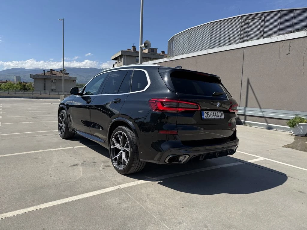 BMW X5 M50D - изображение 5
