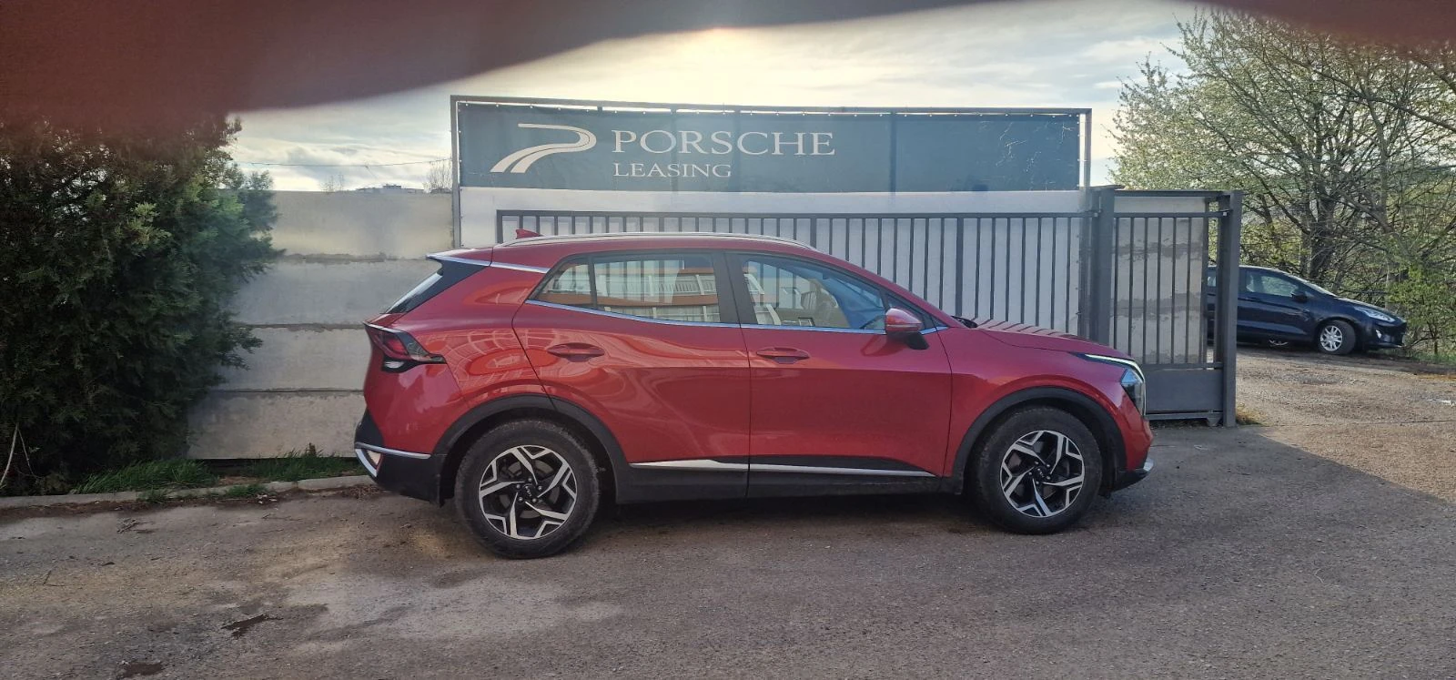 Kia Sportage 1.6 Бензин/електричество - изображение 4