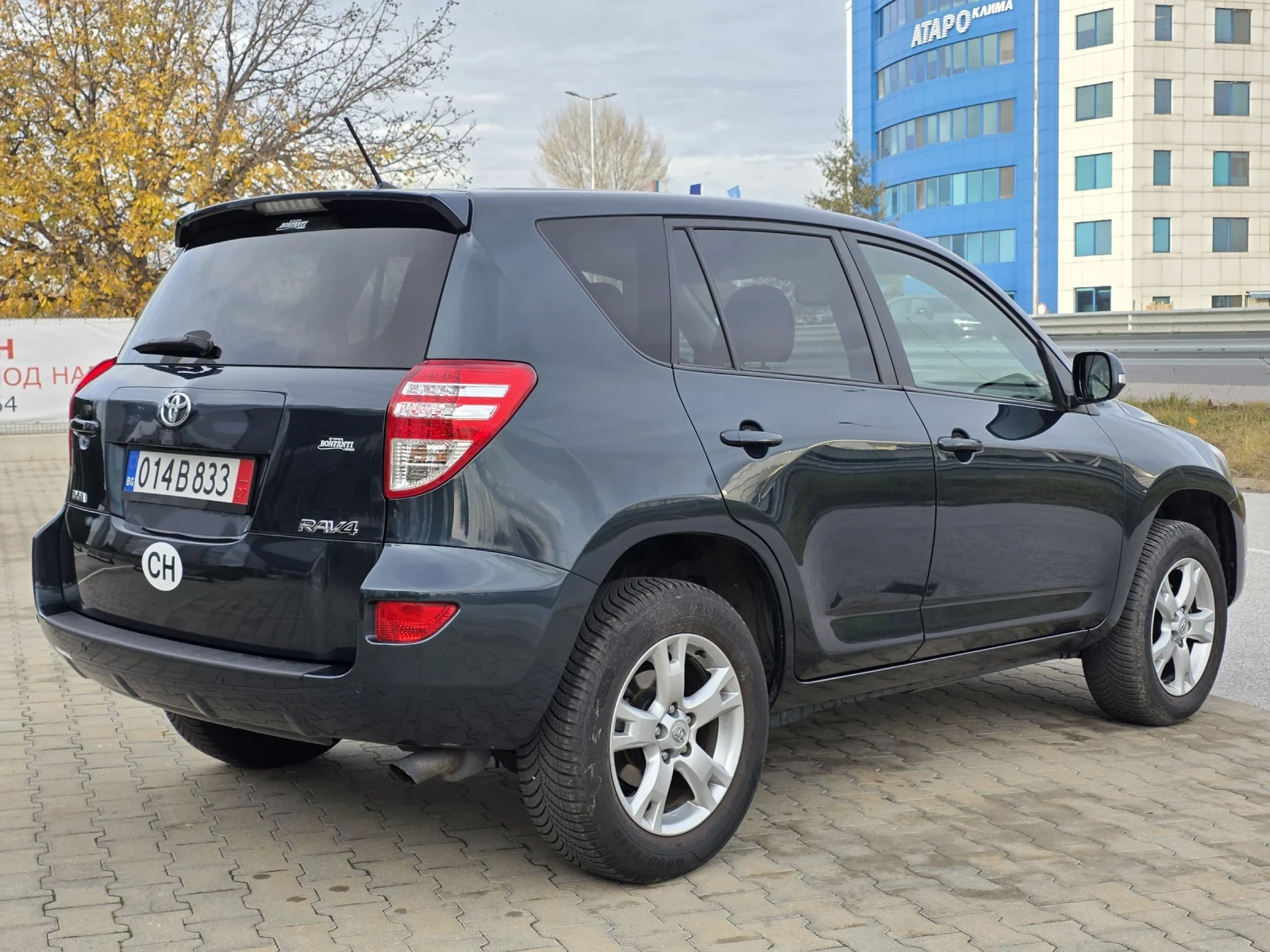 Toyota Rav4 2.0i 4x4 SWISS EDITION 115000km - изображение 5