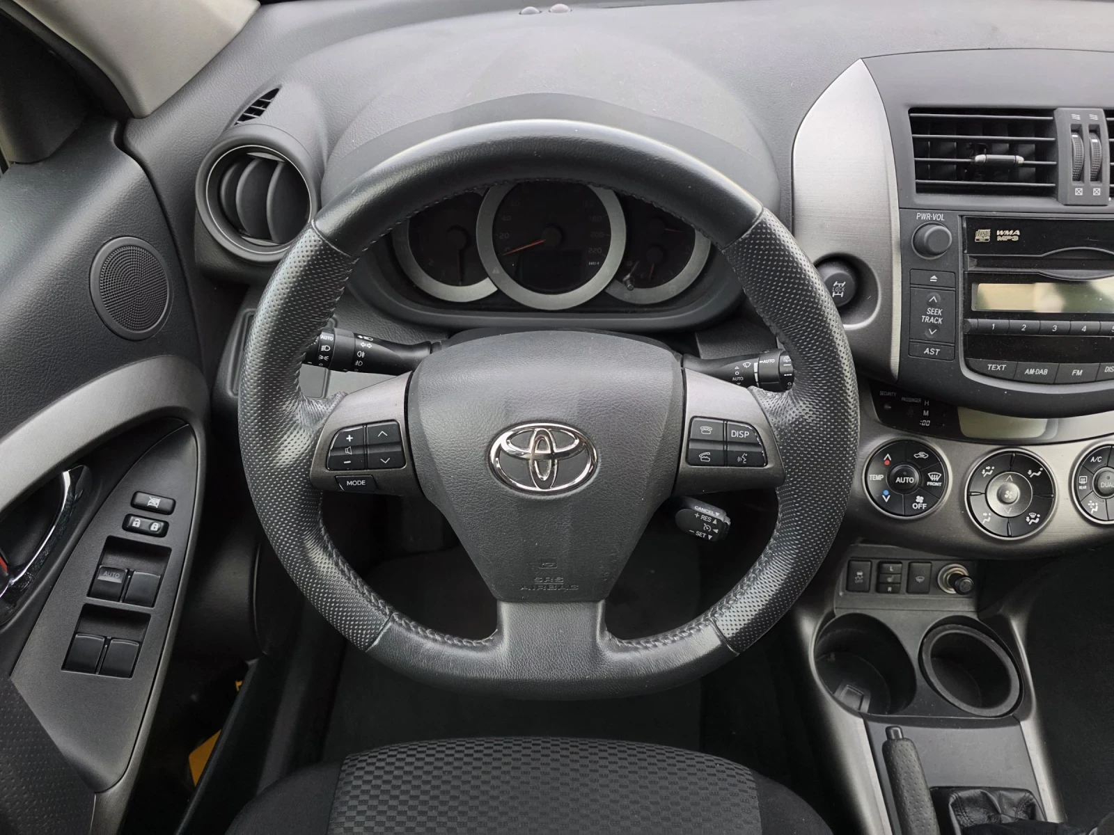 Toyota Rav4 2.0i 4x4 SWISS EDITION 115000km | Mobile.bg   12