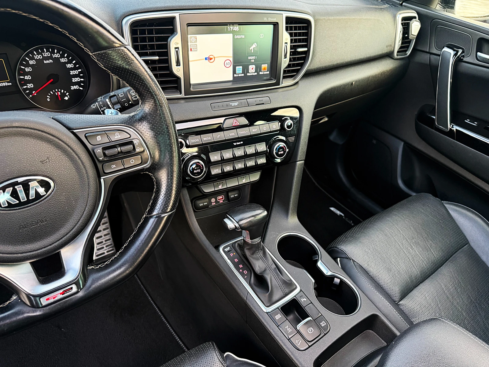 Kia Sportage GT-Line-4x4-Distronik-Panorama-Led-Bixenon- !! | Mobile.bg   12