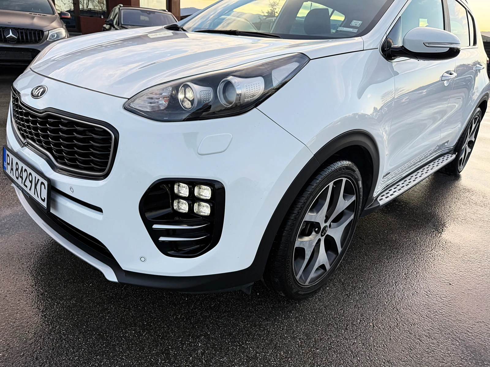 Kia Sportage GT-Line-4x4-Distronik-Panorama-Led-Bixenon-НОВА !! - изображение 4