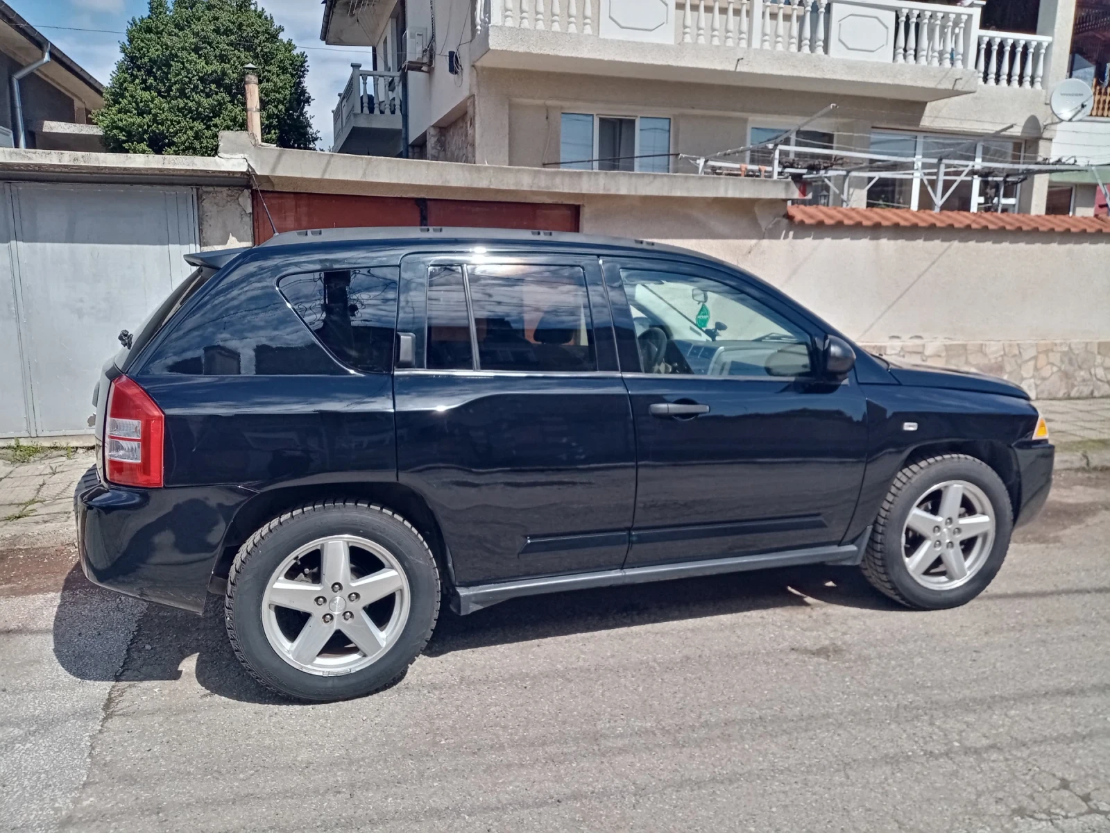 Jeep Compass 2.4 170 - изображение 4