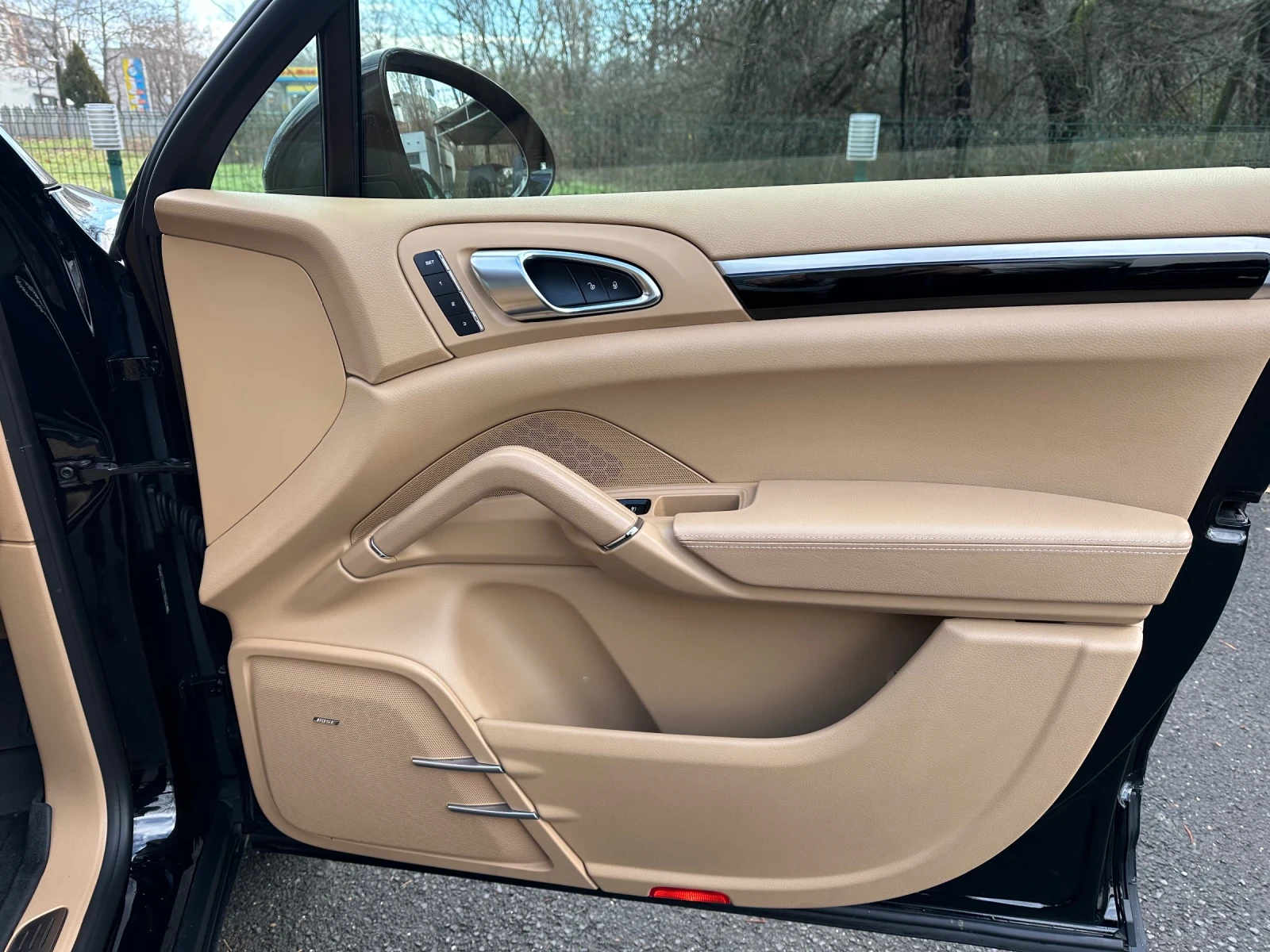 Porsche Cayenne PLATINUM EDITION - изображение 8