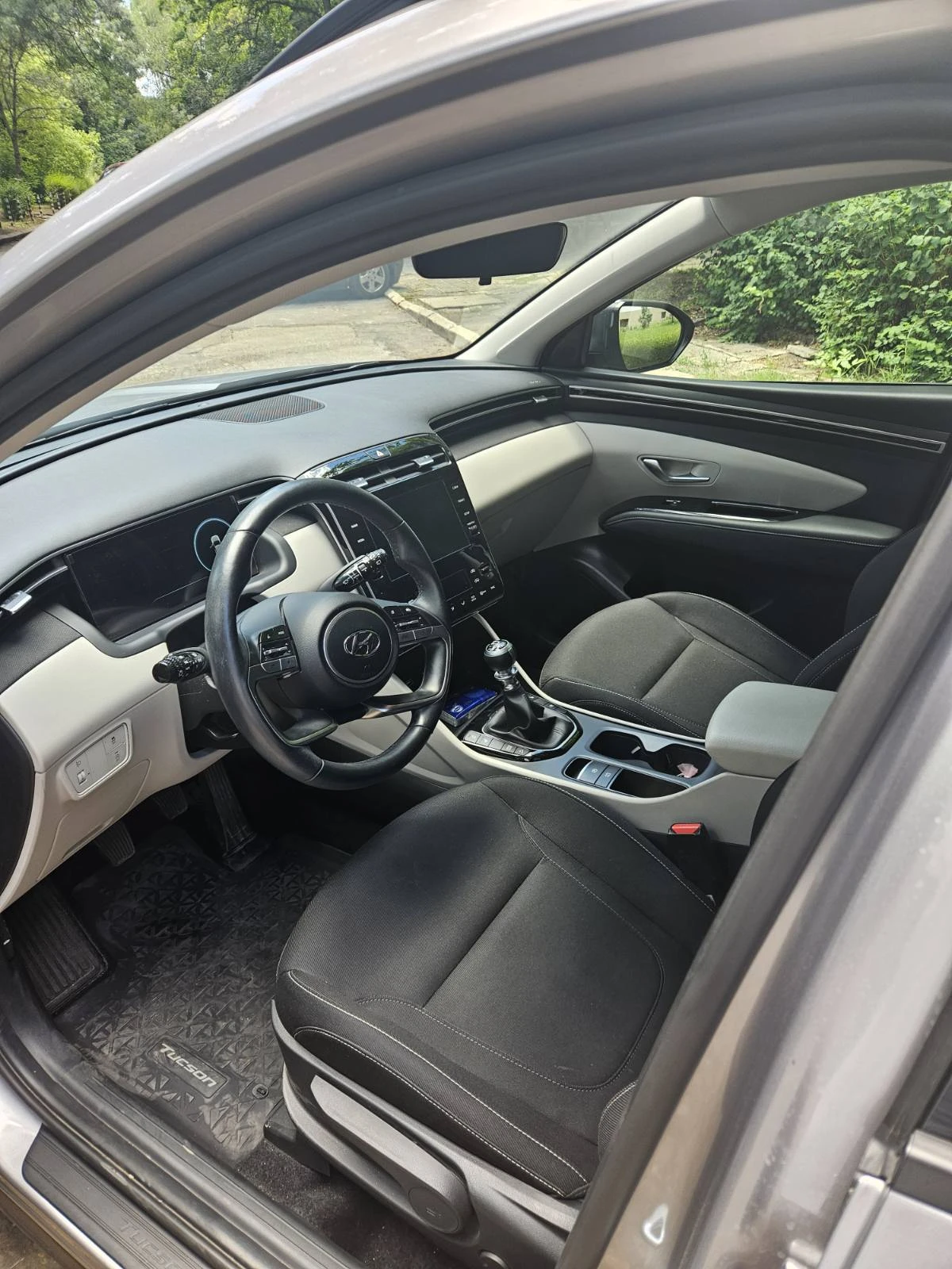 Hyundai Tucson, снимка 6 - Автомобили и джипове - 53623827