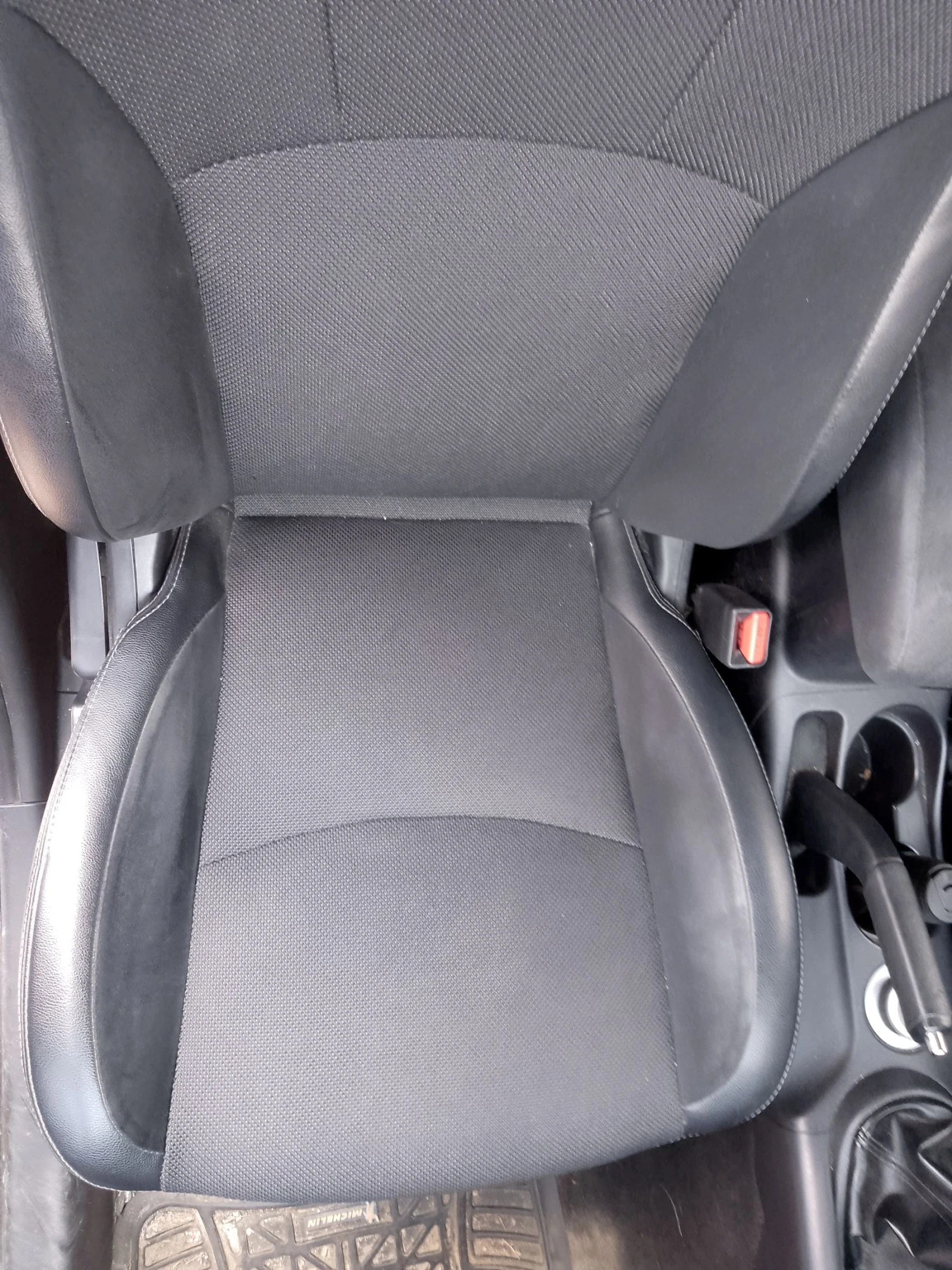 Peugeot 4007 2.2 HDI 156 К.С., снимка 7 - Автомобили и джипове - 54821686