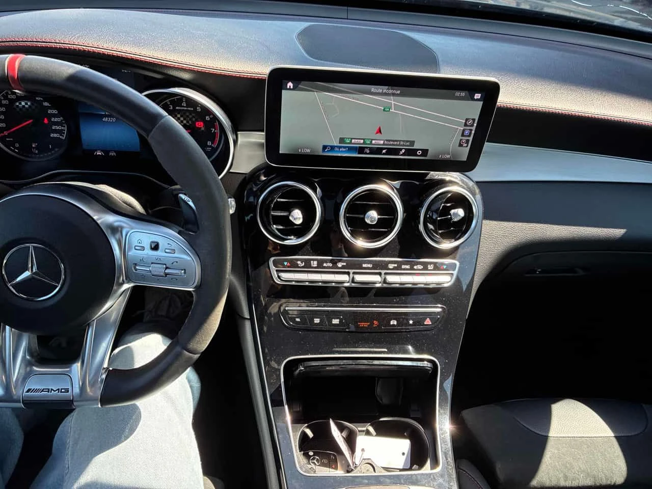 Mercedes-Benz GLC 43 AMG  * CARFAX * БЕЗ ПЪРВОНАЧАЛНА ВНОСКА, снимка 9 - Автомобили и джипове - 54886842