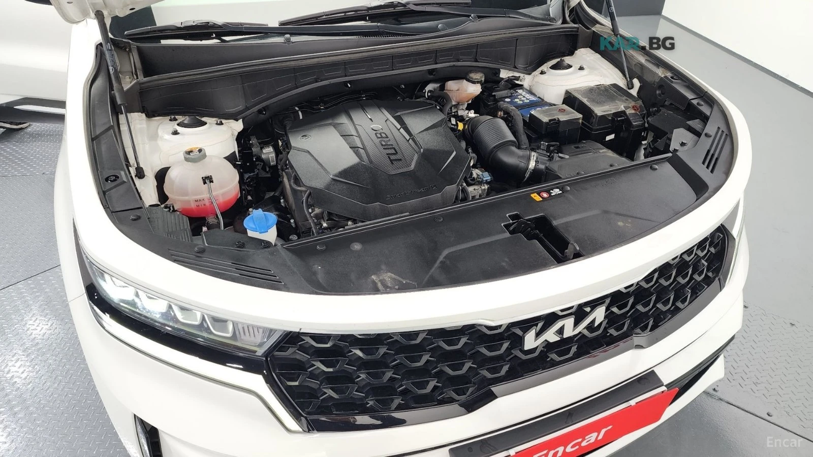 Kia Sorento TRENDY* 2.2D* ПОДГРЕВ* КАМЕРА* KEYLESS* L* ASSIST*, снимка 17 - Автомобили и джипове - 55029926