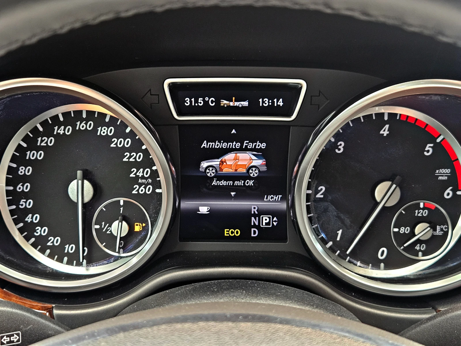 Mercedes-Benz ML 350 AMG/GERMANY/CAMERA/AMBIENT/ПОДГРЕВ/AUTO H/DSR/LIZI, снимка 10 - Автомобили и джипове - 55013687