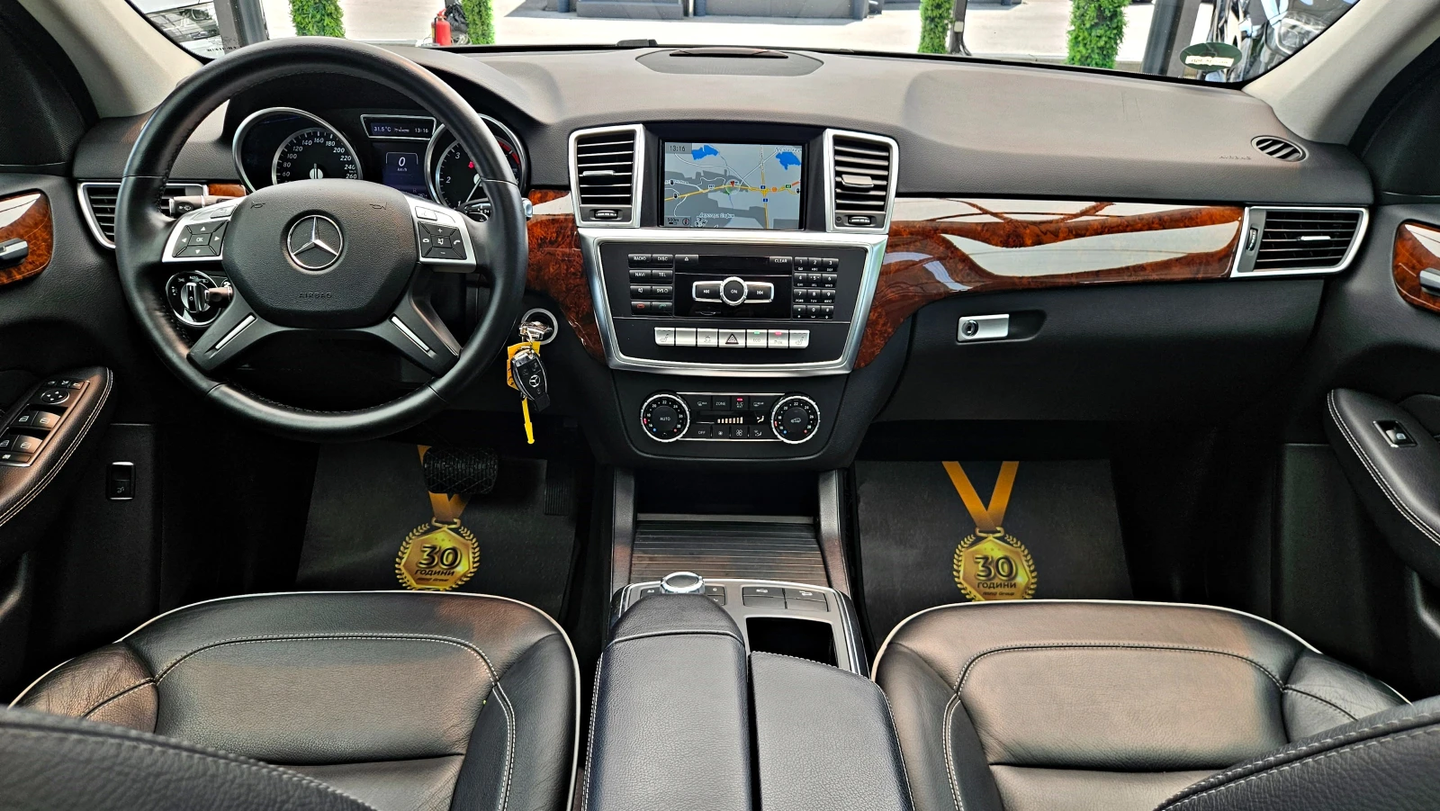 Mercedes-Benz ML 350 AMG/GERMANY/CAMERA/AMBIENT/ПОДГРЕВ/AUTO H/DSR/LIZI, снимка 9 - Автомобили и джипове - 55013687