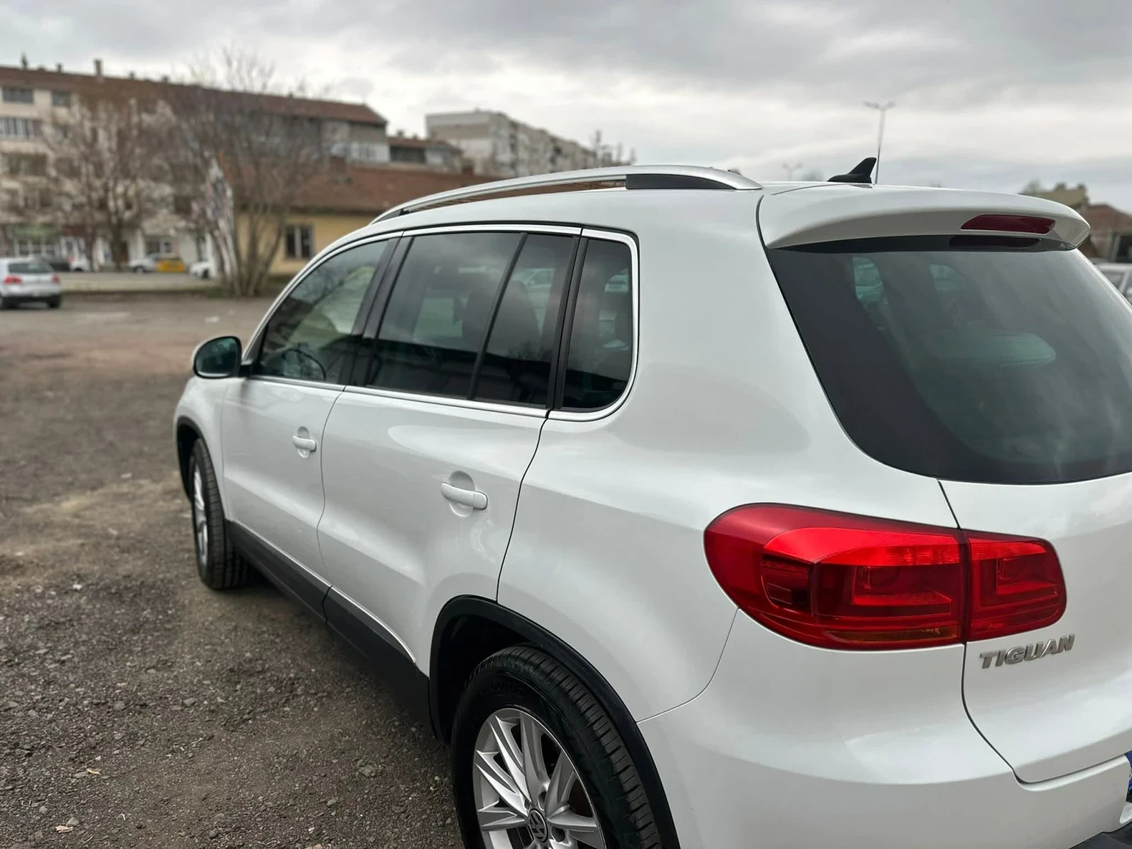 VW Tiguan 2000, снимка 7 - Автомобили и джипове - 56031101