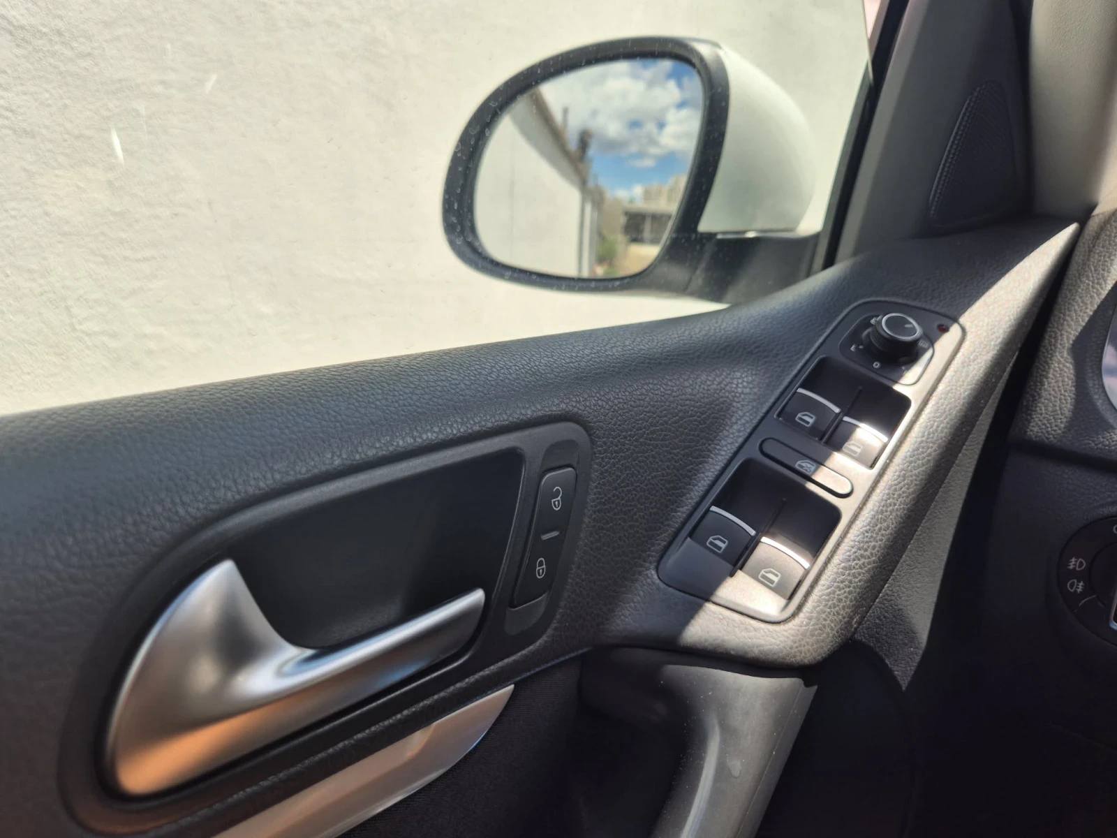 VW Tiguan 2000, снимка 10 - Автомобили и джипове - 56031101