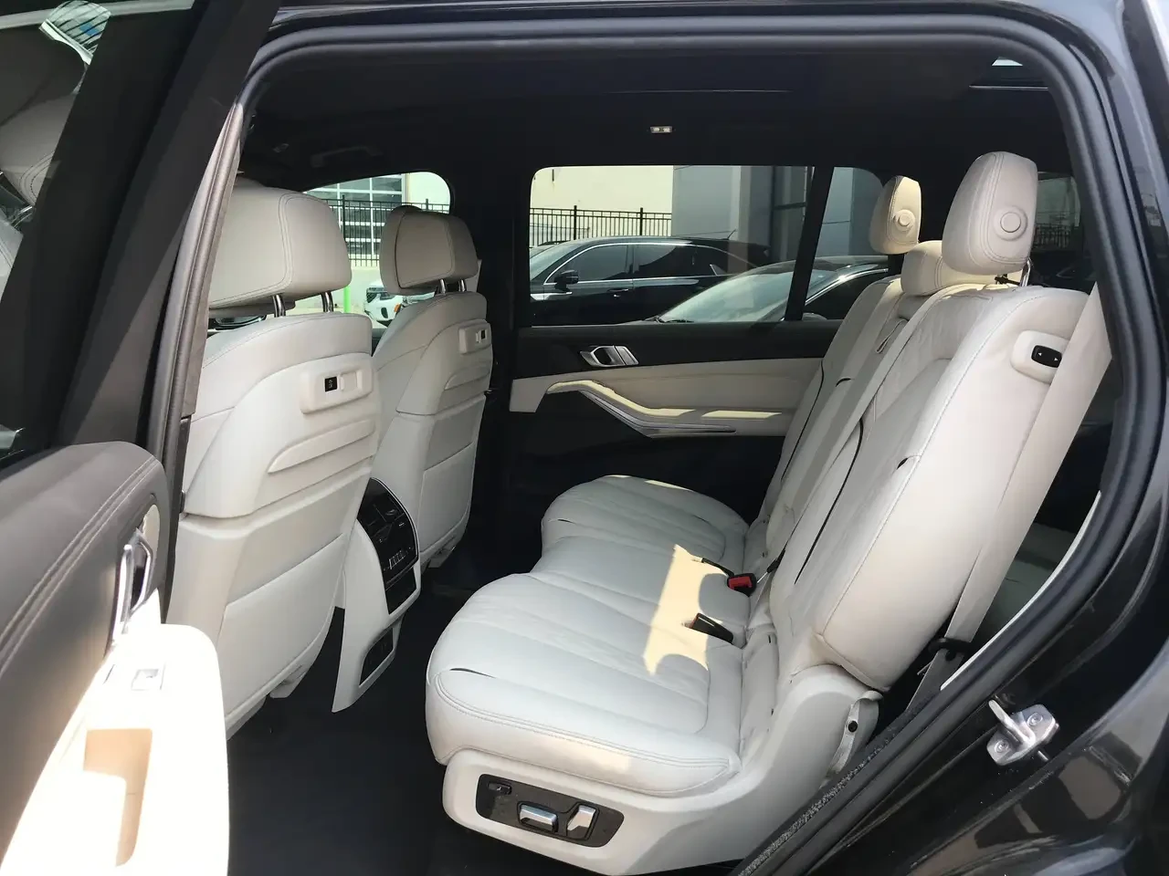 BMW X7, снимка 11 - Автомобили и джипове - 56227057