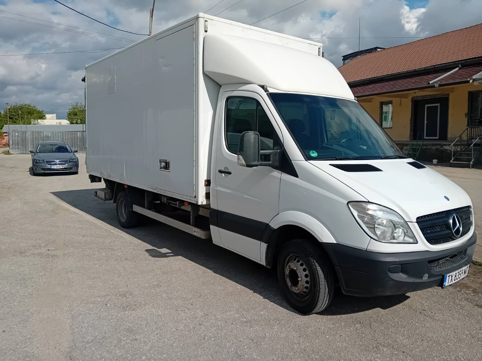 Mercedes-Benz Sprinter 516  - изображение 3