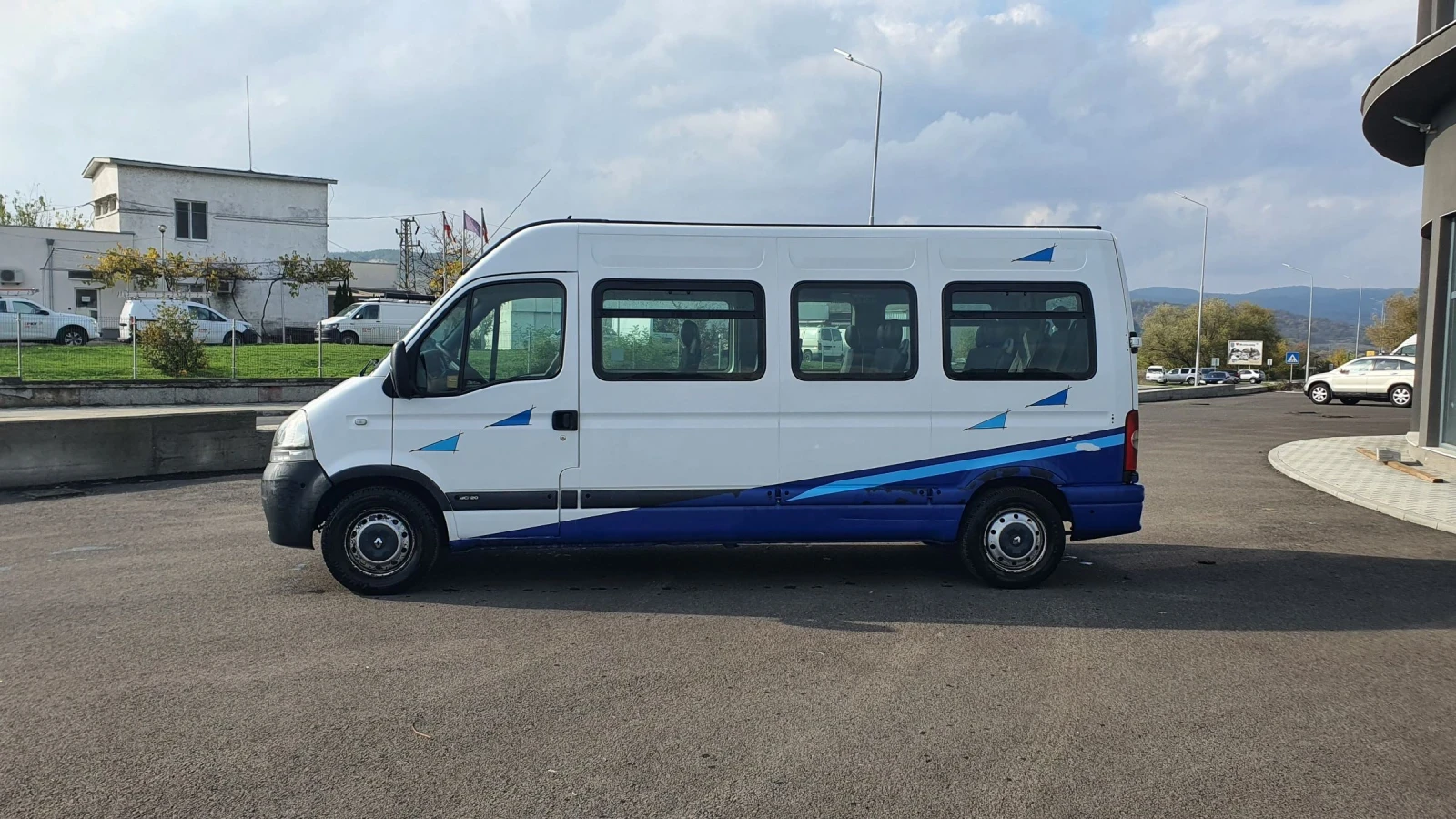 Renault Master 17 местен Нов внос  - изображение 4