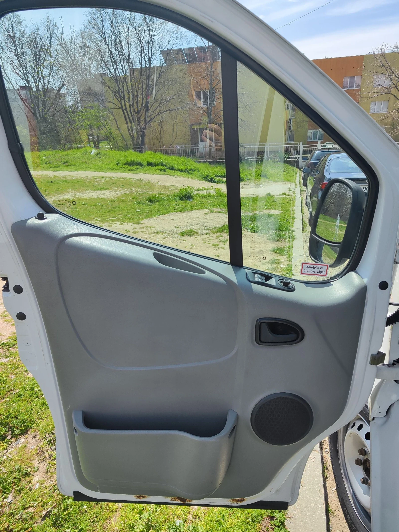 Renault Trafic, снимка 4 - Бусове и автобуси - 54544590