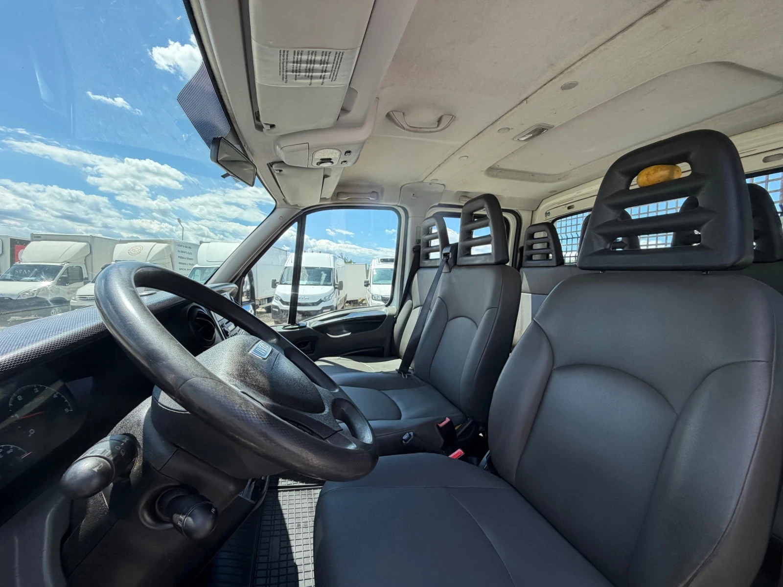 Iveco Daily 3.0!ТРИСТРАНЕН-САМОСВАЛ!7МЕСТА!181ХКМ!, снимка 14 - Бусове и автобуси - 55280298