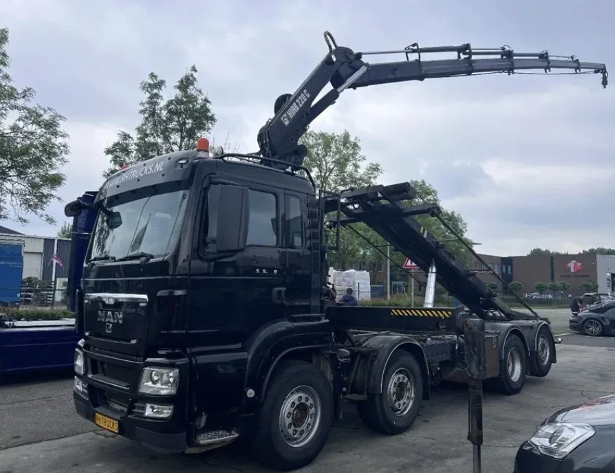 Man Tgs 35.440 HIAB 220C-5 8x2 - изображение 2