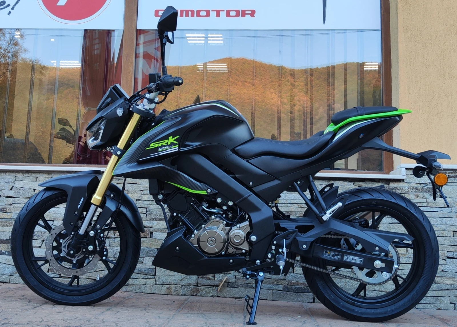 QJMotor SRK 125 S , снимка 10 - Мотоциклети и мототехника - 56544800