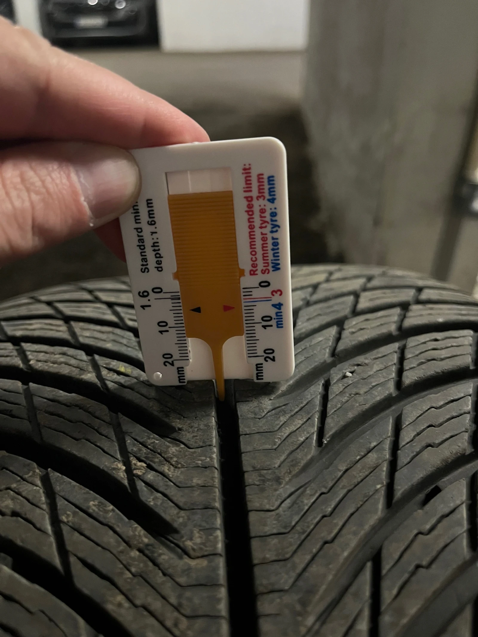 ���� 245/40R18 | Mobile.bg � ����������� 3