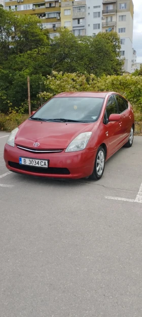 Toyota Prius 1.5 Hybrid + газ, снимка 2
