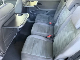 VW Touran 2.0TDI, HIGHLINE, DISTR, NAVI+ CAMERA, LED, ПОДГРЕ, снимка 13