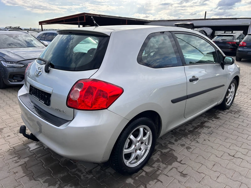 Toyota Auris 2.0D-4D EURO 4, снимка 6 - Автомобили и джипове - 47930093