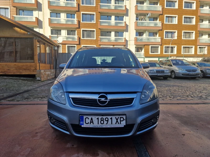 Opel Zafira, снимка 1 - Автомобили и джипове - 48627850