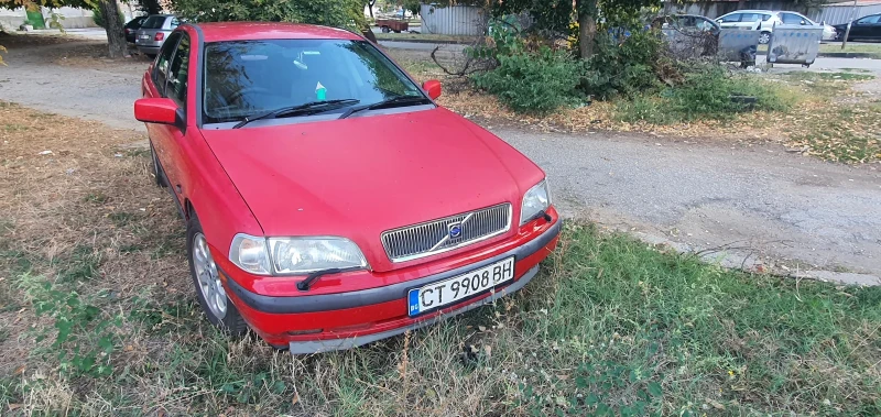 Volvo S40, снимка 1 - Автомобили и джипове - 48641476