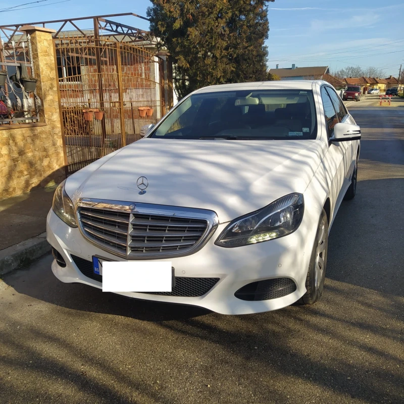 Mercedes-Benz E 220 Bluetec, снимка 6 - Автомобили и джипове - 48648315