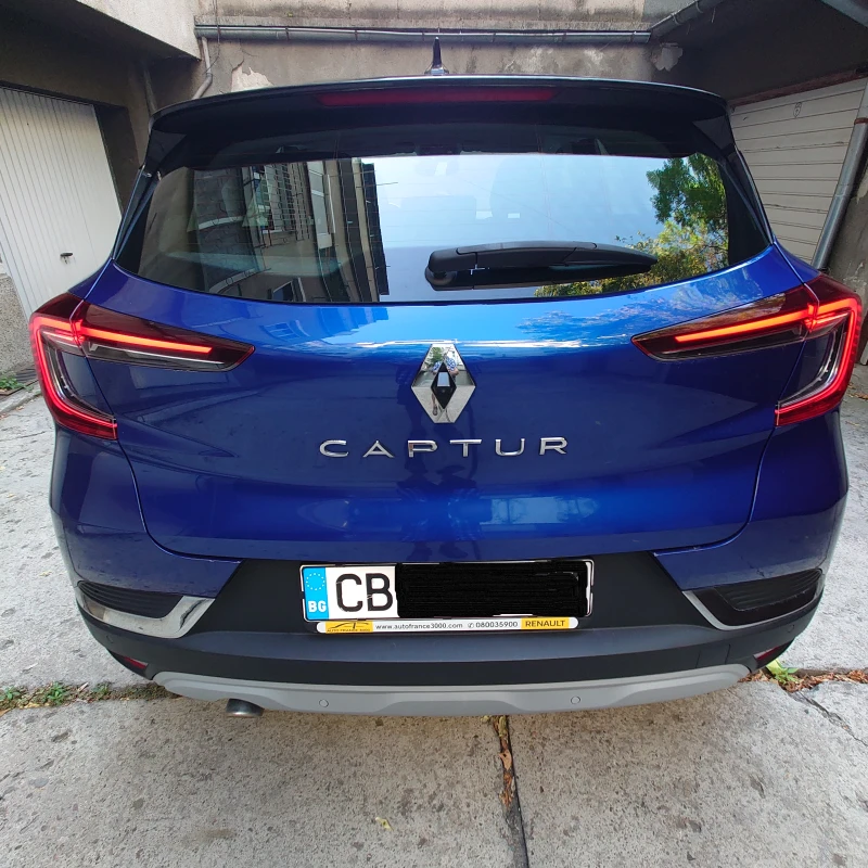 Renault Captur, снимка 3 - Автомобили и джипове - 52537938