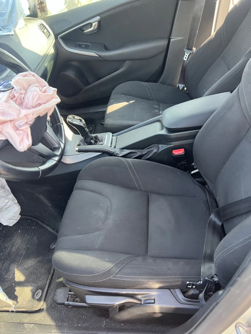 Volvo V40 D2  1.6HDI, снимка 7 - Автомобили и джипове - 51499907