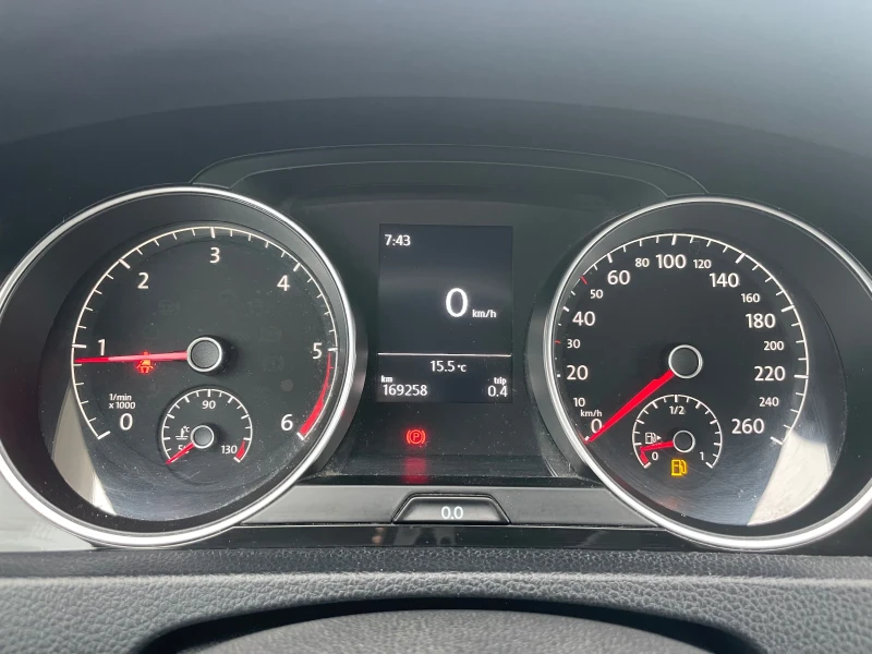 VW Golf 1.6TDI HIGHLINE BLUEMOTION EURO5B, снимка 13 - Автомобили и джипове - 52365685