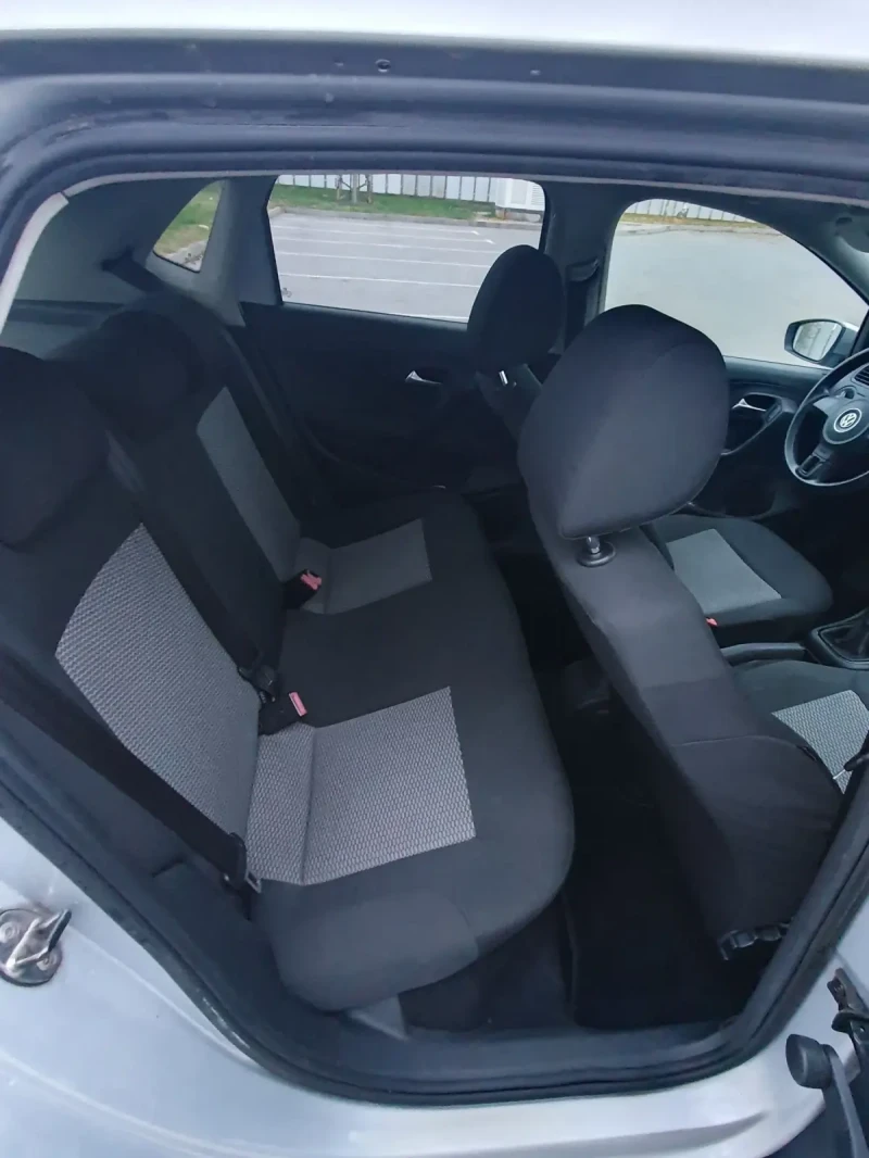 VW Polo, снимка 11 - Автомобили и джипове - 52370461